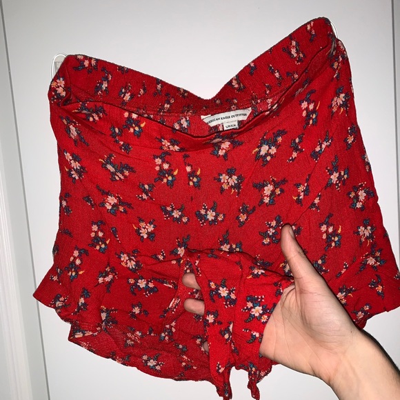 American Eagle floral print shorts - Picture 1 of 2